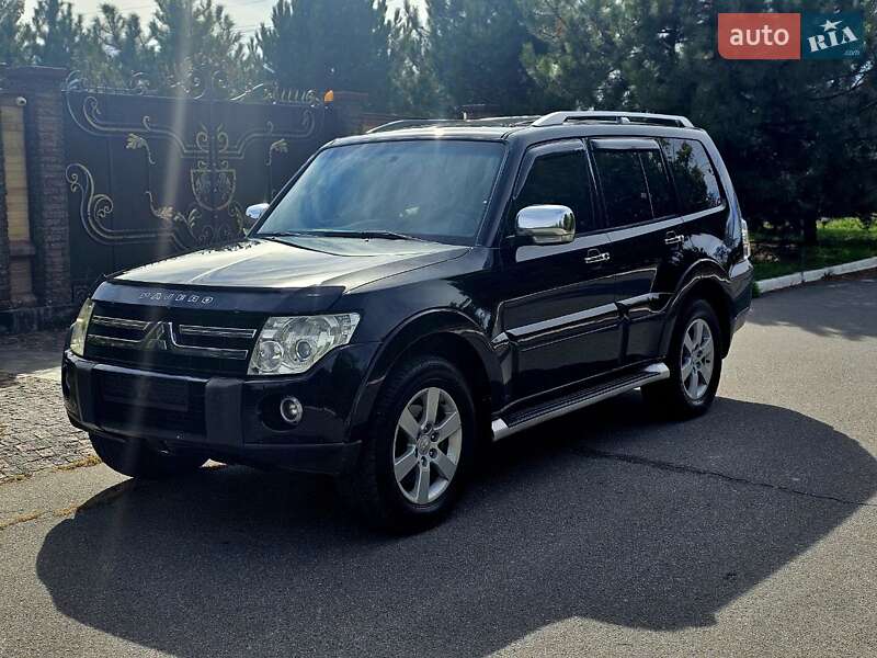 Внедорожник / Кроссовер Mitsubishi Pajero Wagon 2009 в Днепре фото 2 Внедорожник / Кроссовер Mitsubishi Pajero Wagon 2009 в Днепре