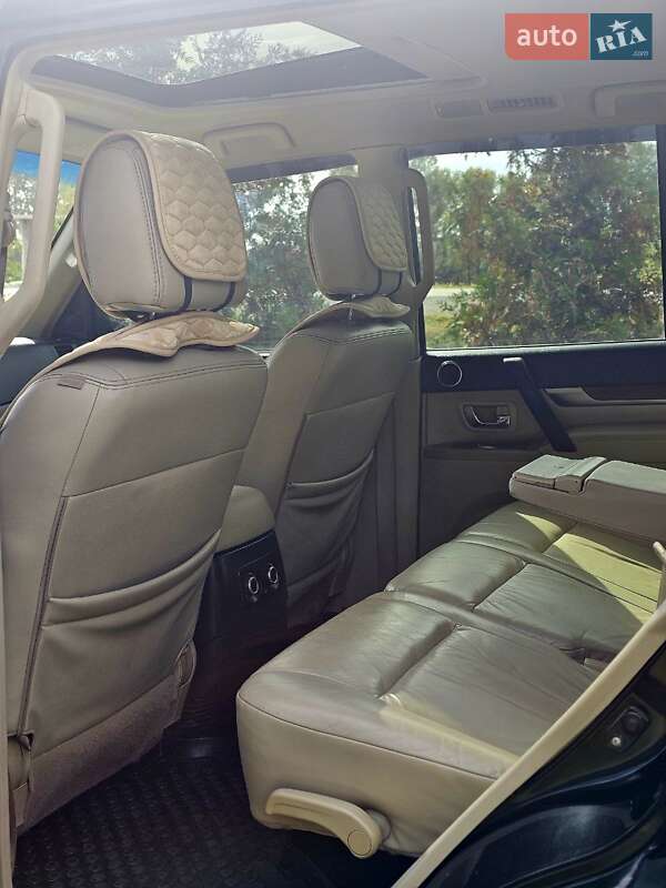 Внедорожник / Кроссовер Mitsubishi Pajero Wagon 2009 в Днепре фото 12 Внедорожник / Кроссовер Mitsubishi Pajero Wagon 2009 в Днепре