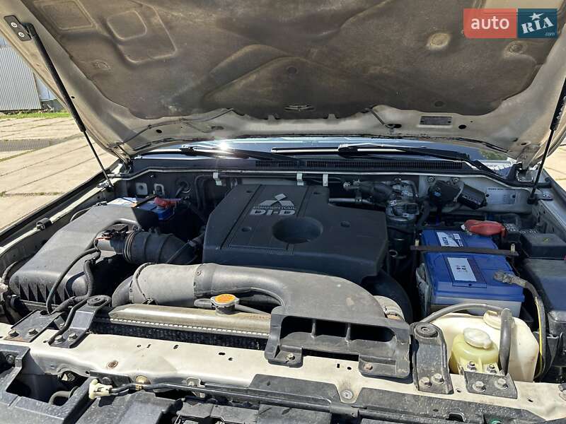 Внедорожник / Кроссовер Mitsubishi Pajero Wagon 2007 в Овидиополе фото 2 Внедорожник / Кроссовер Mitsubishi Pajero Wagon 2007 в Овидиополе