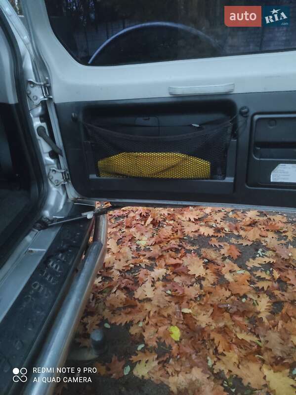 Позашляховик / Кросовер Mitsubishi Pajero Wagon 2003 в Чернігові фото 25 Позашляховик / Кросовер Mitsubishi Pajero Wagon 2003 в Чернігові