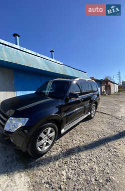 Внедорожник / Кроссовер Mitsubishi Pajero Wagon 2008 в Тернополе