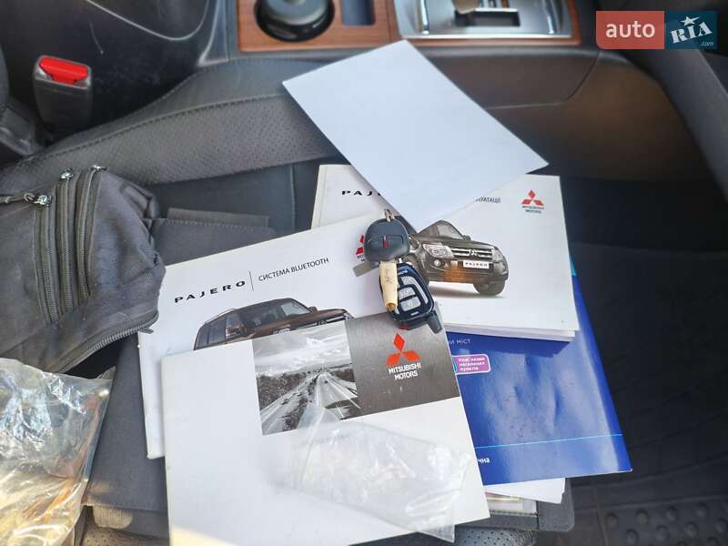 Внедорожник / Кроссовер Mitsubishi Pajero Wagon 2012 в Запорожье