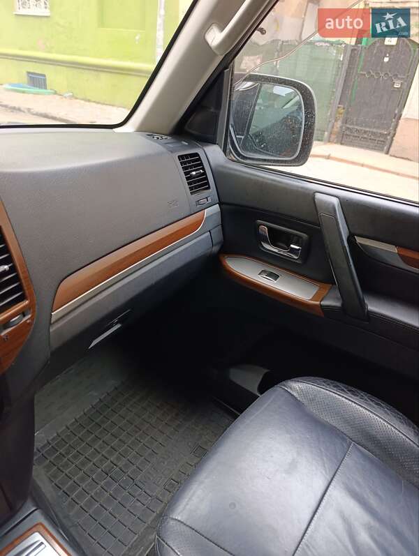 Внедорожник / Кроссовер Mitsubishi Pajero Wagon 2010 в Одессе фото 23 Внедорожник / Кроссовер Mitsubishi Pajero Wagon 2010 в Одессе