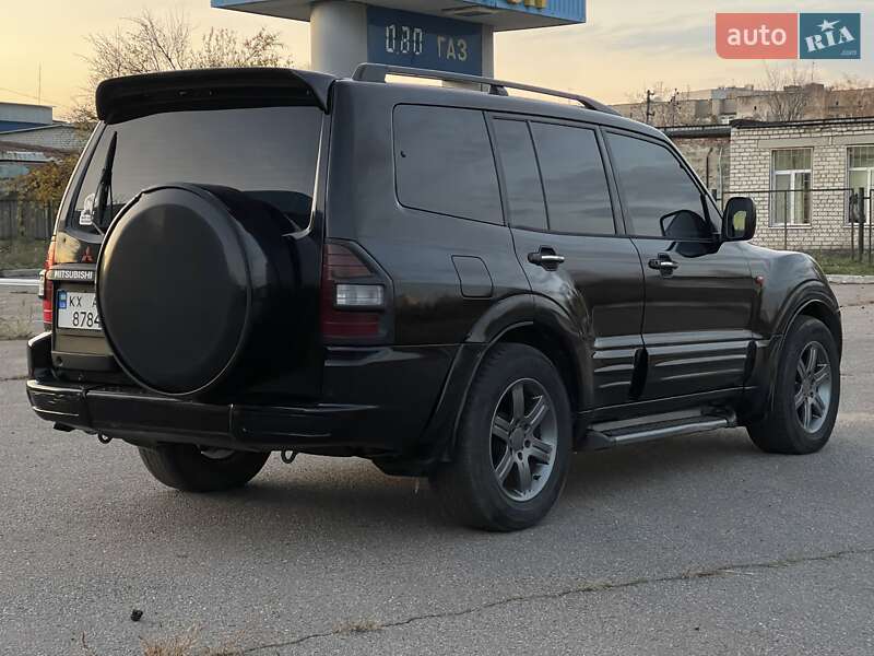 Позашляховик / Кросовер Mitsubishi Pajero Wagon 2003 в Зміїві фото 5 Позашляховик / Кросовер Mitsubishi Pajero Wagon 2003 в Зміїві