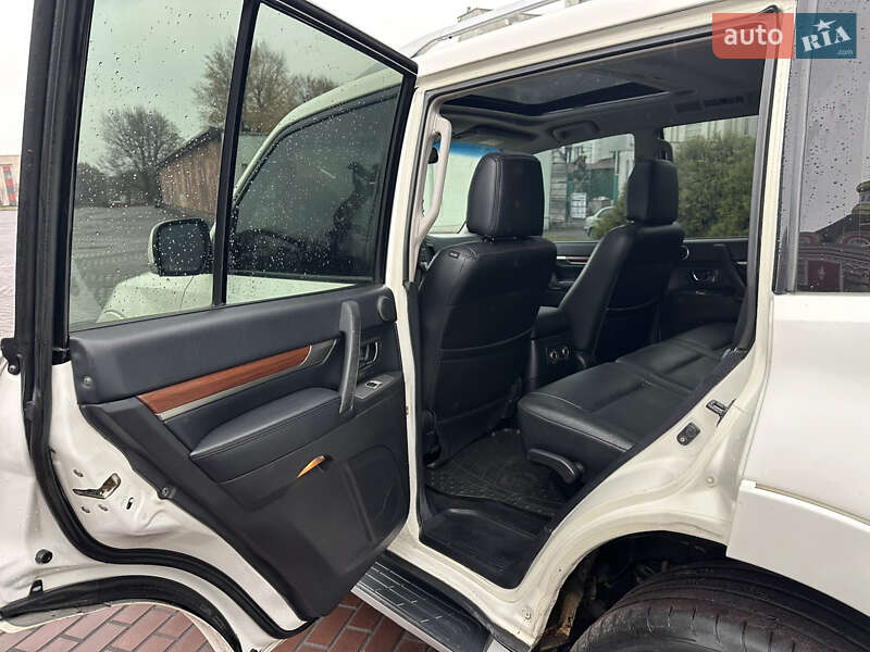 Позашляховик / Кросовер Mitsubishi Pajero Wagon 2009 в Дніпрі фото 25 Позашляховик / Кросовер Mitsubishi Pajero Wagon 2009 в Дніпрі