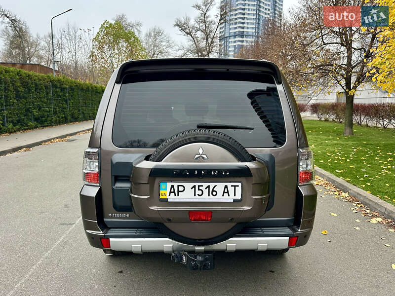 Внедорожник / Кроссовер Mitsubishi Pajero Wagon 2013 в Киеве фото 7 Внедорожник / Кроссовер Mitsubishi Pajero Wagon 2013 в Киеве