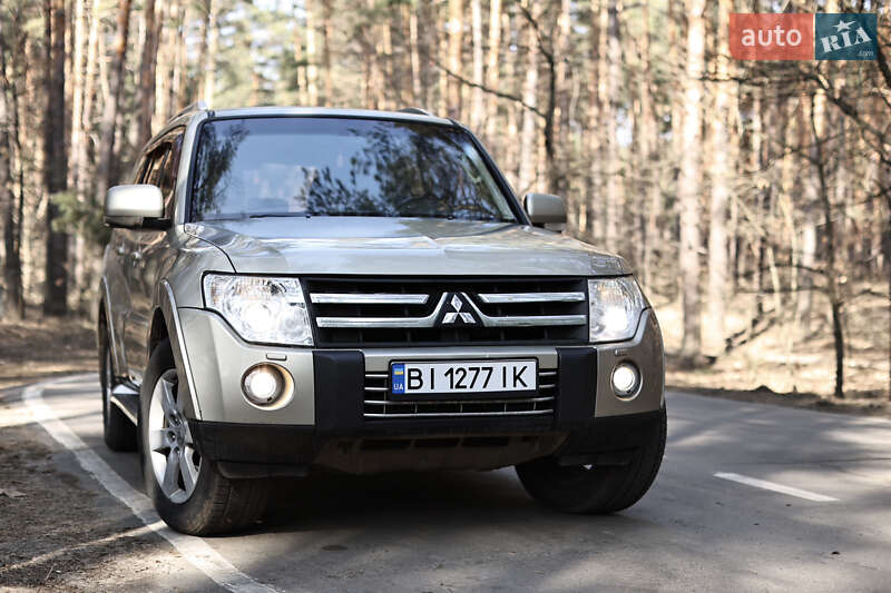 Позашляховик / Кросовер Mitsubishi Pajero Wagon 2007 в Полтаві фото 14 Позашляховик / Кросовер Mitsubishi Pajero Wagon 2007 в Полтаві