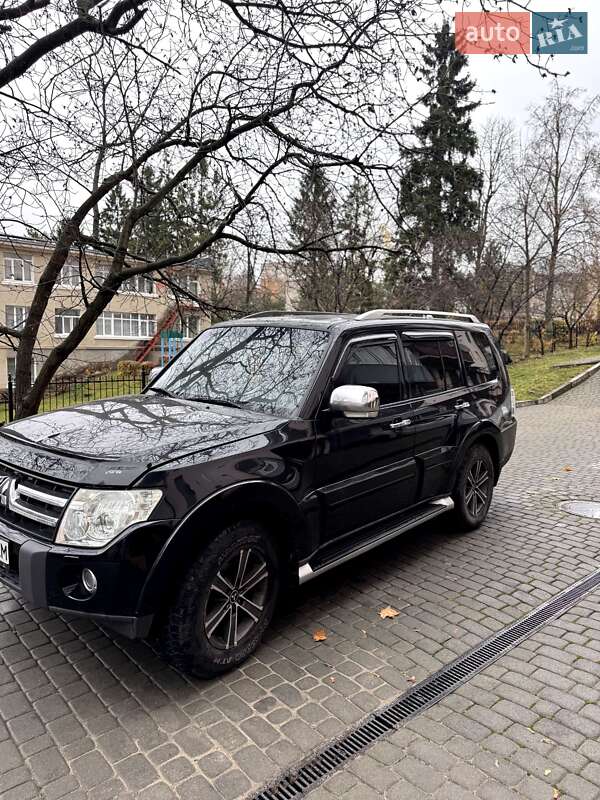 Позашляховик / Кросовер Mitsubishi Pajero Wagon 2008 в Тернополі