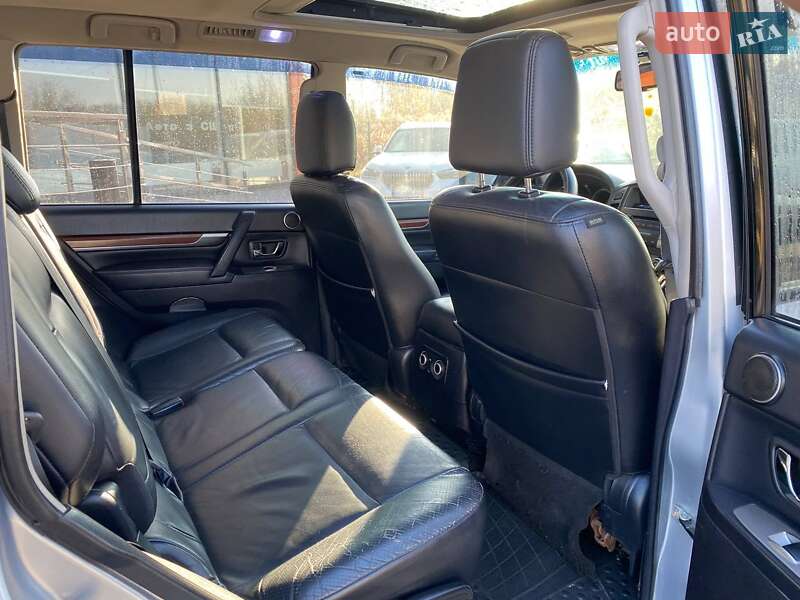 Внедорожник / Кроссовер Mitsubishi Pajero Wagon 2008 в Львове