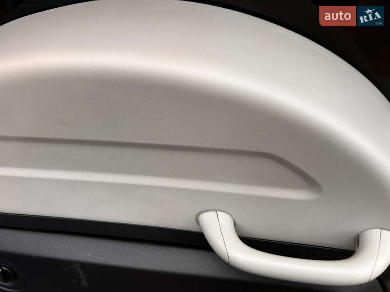 Позашляховик / Кросовер Mitsubishi Pajero Wagon 2007 в Кременці фото 24 Позашляховик / Кросовер Mitsubishi Pajero Wagon 2007 в Кременці