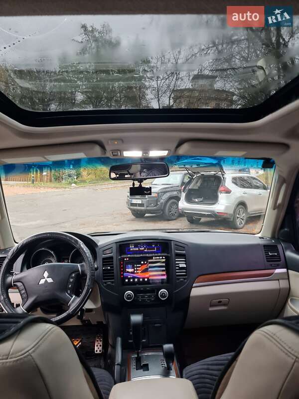 Внедорожник / Кроссовер Mitsubishi Pajero Wagon 2008 в Киеве фото 14 Внедорожник / Кроссовер Mitsubishi Pajero Wagon 2008 в Киеве