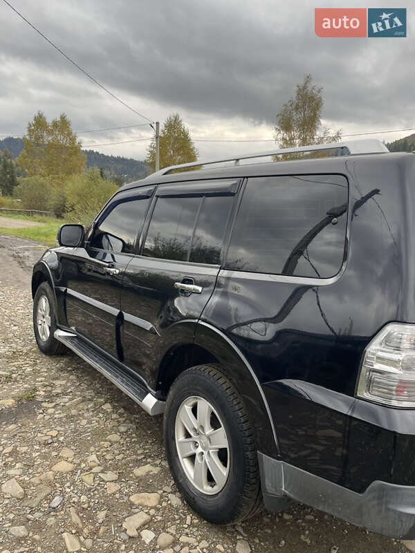 Позашляховик / Кросовер Mitsubishi Pajero Wagon 2007 в Славському