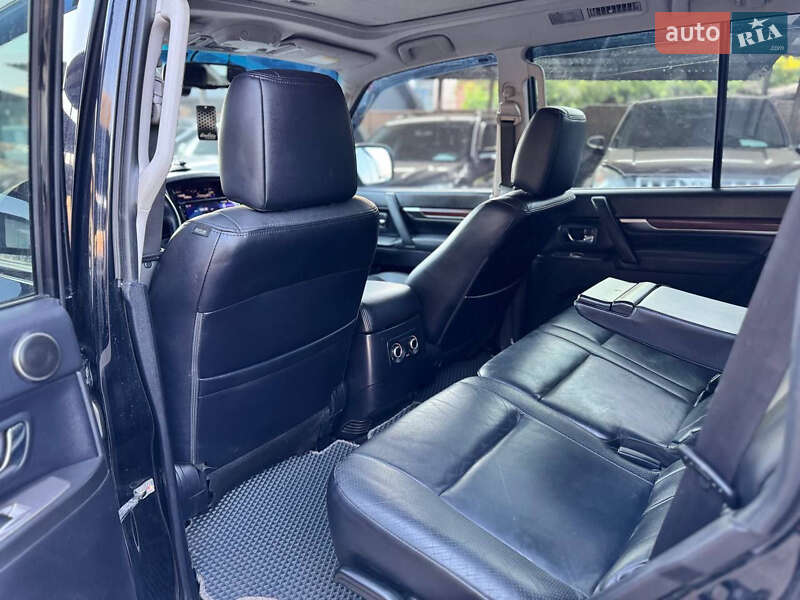 Позашляховик / Кросовер Mitsubishi Pajero Wagon 2010 в Кривому Розі фото 16 Позашляховик / Кросовер Mitsubishi Pajero Wagon 2010 в Кривому Розі