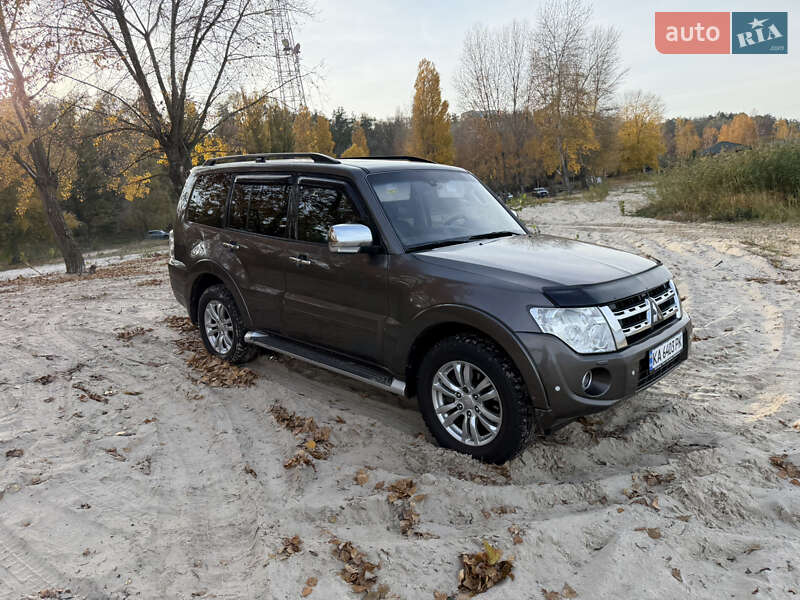 Позашляховик / Кросовер Mitsubishi Pajero Wagon 2013 в Черкасах фото 29 Позашляховик / Кросовер Mitsubishi Pajero Wagon 2013 в Черкасах