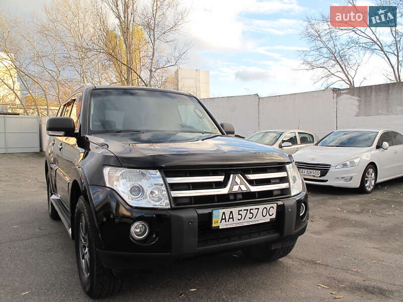 Внедорожник / Кроссовер Mitsubishi Pajero Wagon 2007 в Киеве фото 3 Внедорожник / Кроссовер Mitsubishi Pajero Wagon 2007 в Киеве