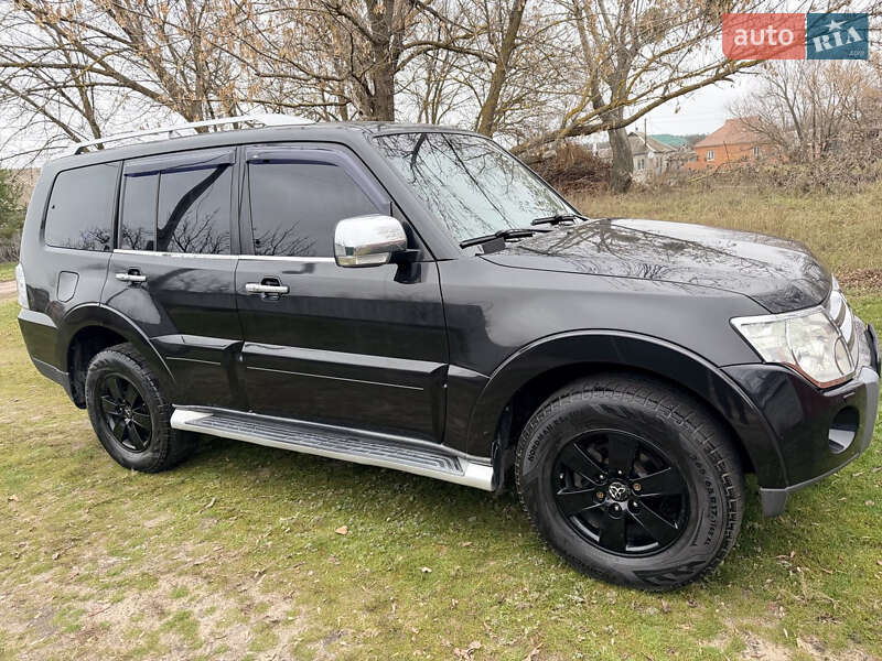 Позашляховик / Кросовер Mitsubishi Pajero Wagon 2008 в Харкові