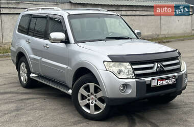Позашляховик / Кросовер Mitsubishi Pajero Wagon 2008 в Києві