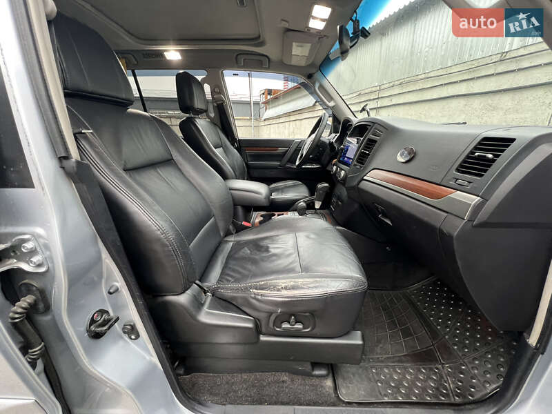 Внедорожник / Кроссовер Mitsubishi Pajero Wagon 2008 в Киеве фото 30 Внедорожник / Кроссовер Mitsubishi Pajero Wagon 2008 в Киеве