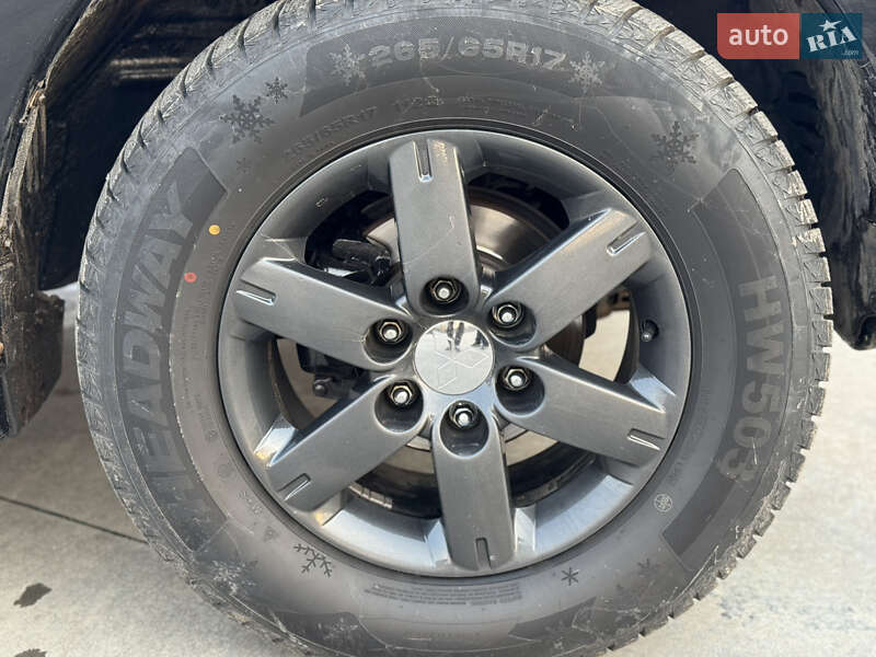 Позашляховик / Кросовер Mitsubishi Pajero Wagon 2007 в Дніпрі фото 13 Позашляховик / Кросовер Mitsubishi Pajero Wagon 2007 в Дніпрі