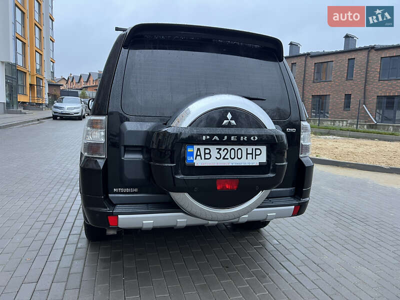 Внедорожник / Кроссовер Mitsubishi Pajero Wagon 2012 в Виннице