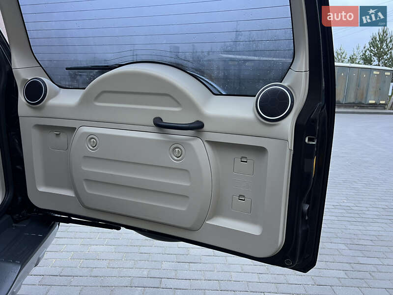 Внедорожник / Кроссовер Mitsubishi Pajero Wagon 2012 в Виннице