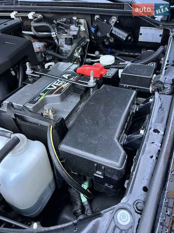 Внедорожник / Кроссовер Mitsubishi Pajero Wagon 2012 в Виннице