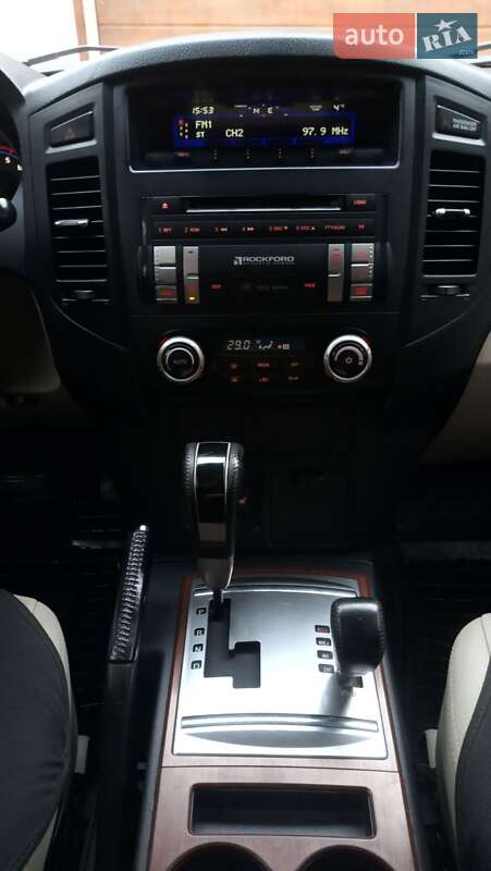 Внедорожник / Кроссовер Mitsubishi Pajero Wagon 2008 в Черновцах фото 30 Внедорожник / Кроссовер Mitsubishi Pajero Wagon 2008 в Черновцах