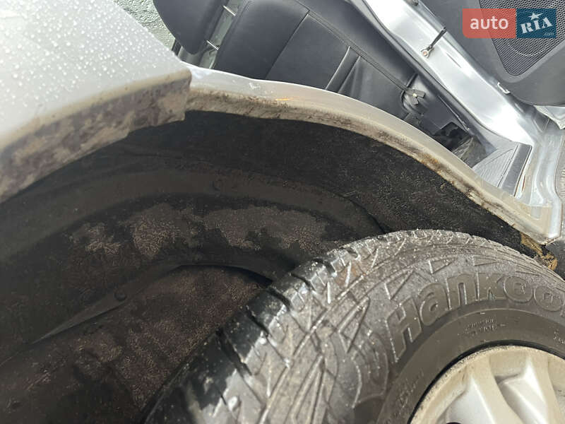 Внедорожник / Кроссовер Mitsubishi Pajero Wagon 2012 в Киеве