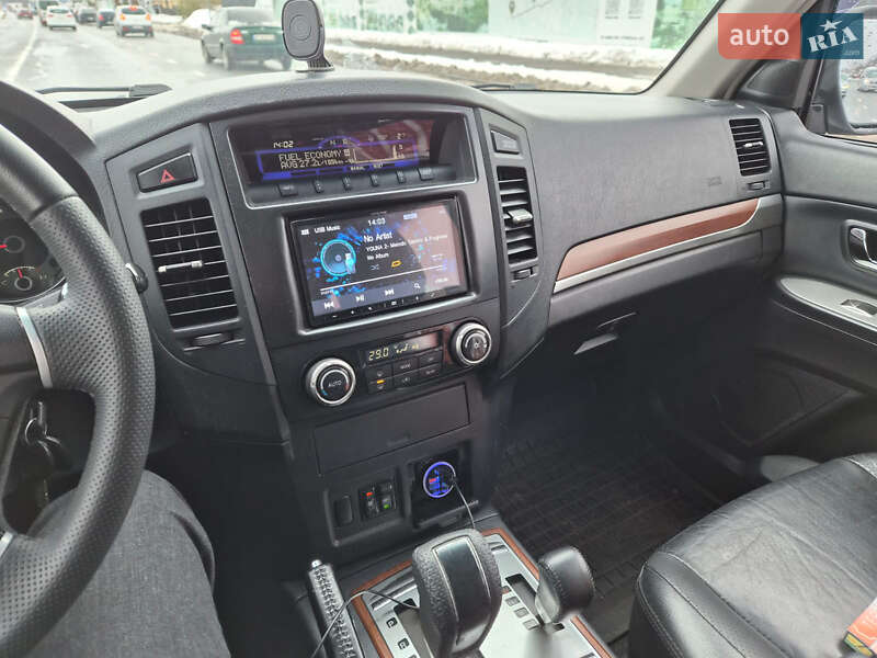 Внедорожник / Кроссовер Mitsubishi Pajero Wagon 2007 в Львове