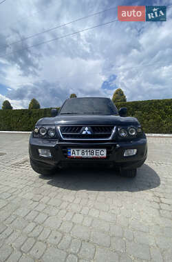 Позашляховик / Кросовер Mitsubishi Pajero Wagon 2002 в Долині