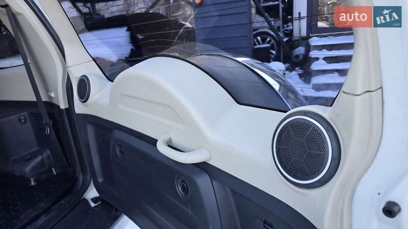 Внедорожник / Кроссовер Mitsubishi Pajero Wagon 2013 в Львове