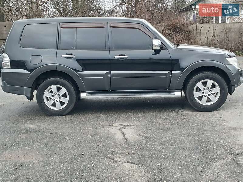 Позашляховик / Кросовер Mitsubishi Pajero Wagon 2007 в Глухові