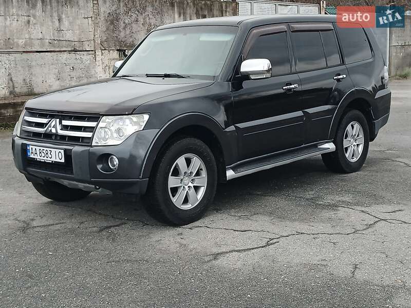 Позашляховик / Кросовер Mitsubishi Pajero Wagon 2007 в Глухові