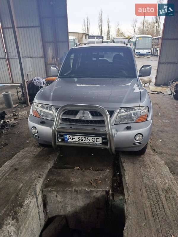 Позашляховик / Кросовер Mitsubishi Pajero Wagon 2004 в Павлограді