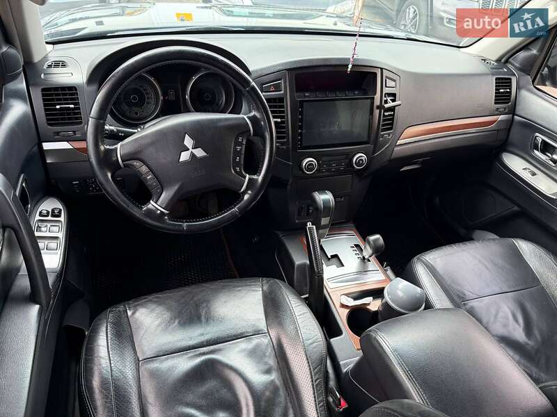 Внедорожник / Кроссовер Mitsubishi Pajero Wagon 2007 в Одессе фото 12 Внедорожник / Кроссовер Mitsubishi Pajero Wagon 2007 в Одессе