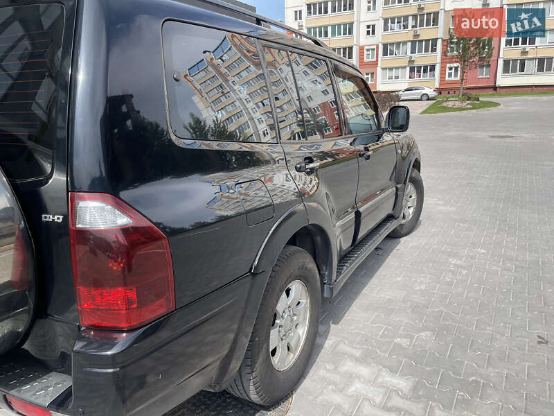 Внедорожник / Кроссовер Mitsubishi Pajero Wagon 2006 в Киеве