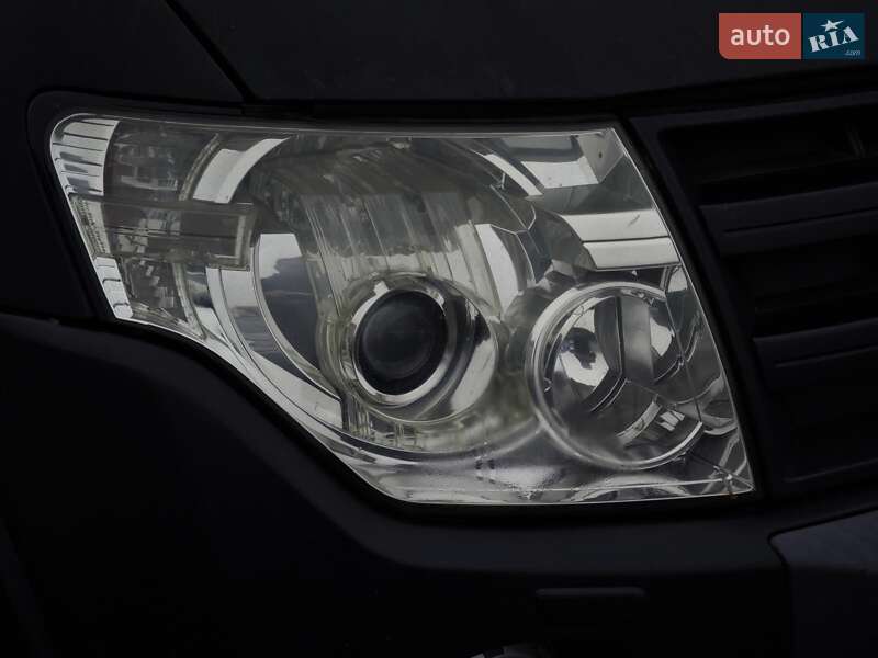 Позашляховик / Кросовер Mitsubishi Pajero Wagon 2010 в Харкові фото 4 Позашляховик / Кросовер Mitsubishi Pajero Wagon 2010 в Харкові