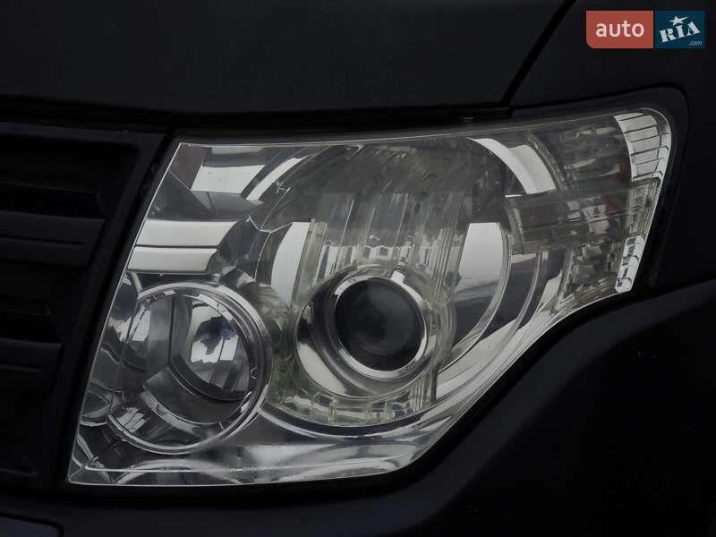 Позашляховик / Кросовер Mitsubishi Pajero Wagon 2010 в Харкові фото 5 Позашляховик / Кросовер Mitsubishi Pajero Wagon 2010 в Харкові