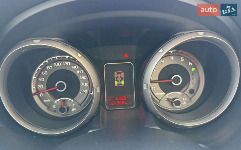 Позашляховик / Кросовер Mitsubishi Pajero Wagon 2017 в Львові фото 10 Позашляховик / Кросовер Mitsubishi Pajero Wagon 2017 в Львові