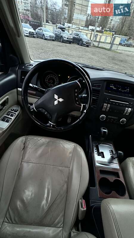 Позашляховик / Кросовер Mitsubishi Pajero Wagon 2008 в Харкові фото 14 Позашляховик / Кросовер Mitsubishi Pajero Wagon 2008 в Харкові
