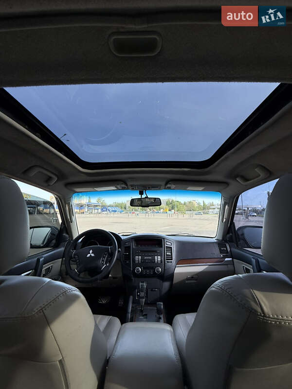 Позашляховик / Кросовер Mitsubishi Pajero Wagon 2007 в Харкові