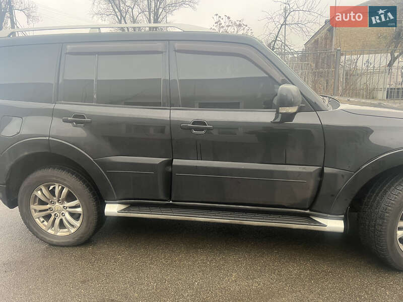 Внедорожник / Кроссовер Mitsubishi Pajero Wagon 2008 в Киеве фото 3 Внедорожник / Кроссовер Mitsubishi Pajero Wagon 2008 в Киеве
