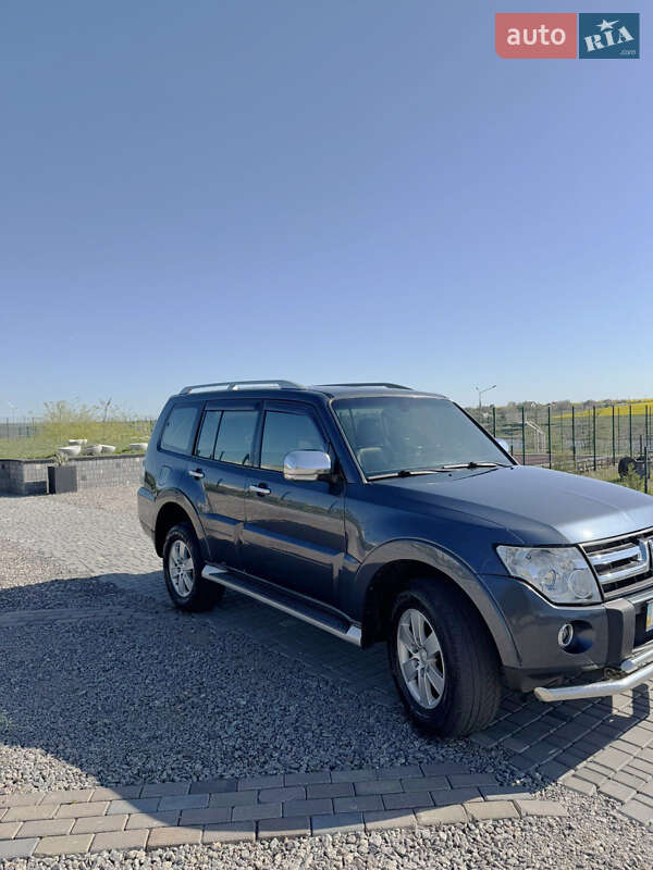 Внедорожник / Кроссовер Mitsubishi Pajero Wagon 2008 в Южном фото 8 Внедорожник / Кроссовер Mitsubishi Pajero Wagon 2008 в Южном