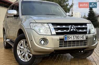 Внедорожник / Кроссовер Mitsubishi Pajero Wagon 2013 в Одессе