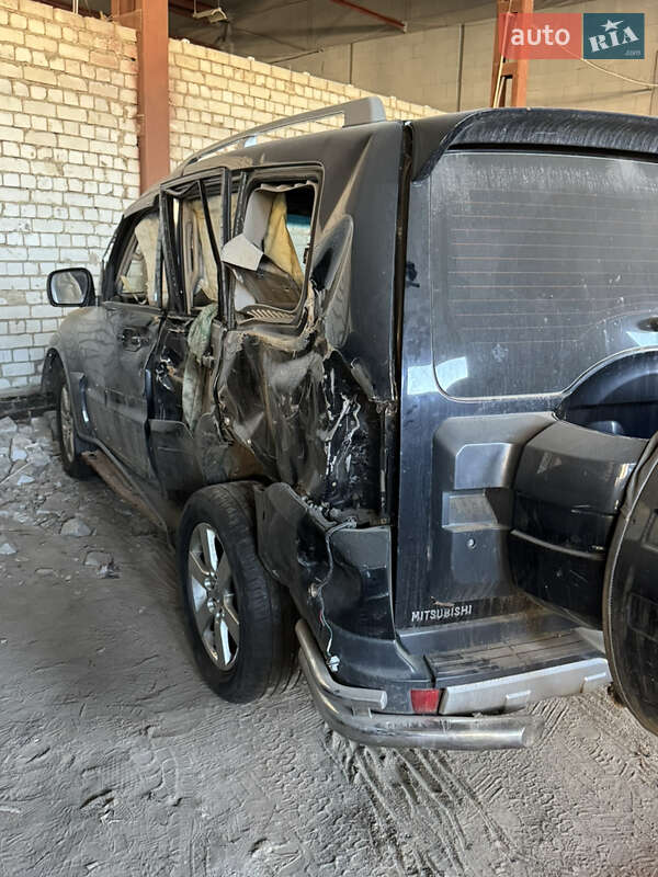 Позашляховик / Кросовер Mitsubishi Pajero Wagon 2007 в Харкові фото 5 Позашляховик / Кросовер Mitsubishi Pajero Wagon 2007 в Харкові