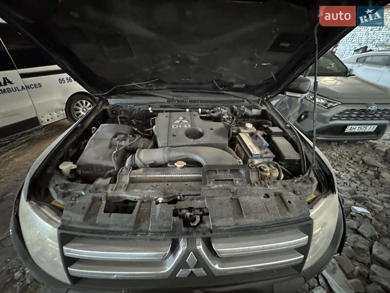 Позашляховик / Кросовер Mitsubishi Pajero Wagon 2007 в Харкові фото 24 Позашляховик / Кросовер Mitsubishi Pajero Wagon 2007 в Харкові