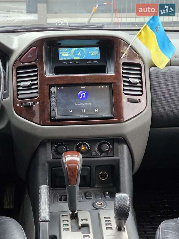 Позашляховик / Кросовер Mitsubishi Pajero Wagon 2007 в Хмельницькому фото 17 Позашляховик / Кросовер Mitsubishi Pajero Wagon 2007 в Хмельницькому