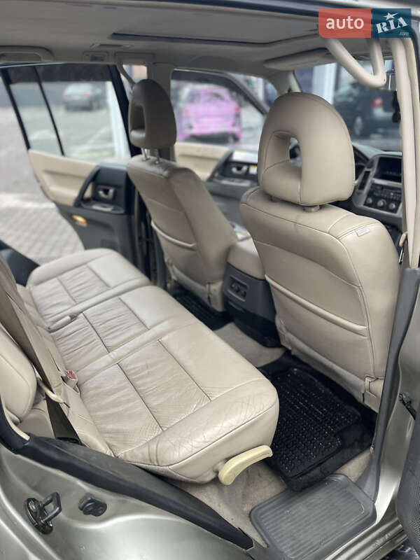 Позашляховик / Кросовер Mitsubishi Pajero Wagon 2005 в Рівному