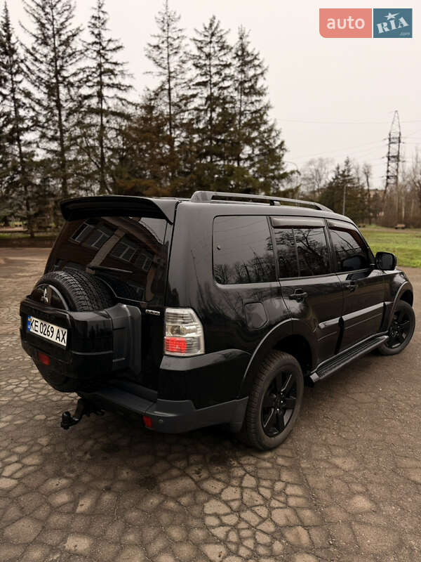 Позашляховик / Кросовер Mitsubishi Pajero Wagon 2008 в Кривому Розі