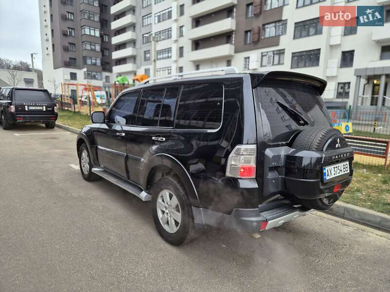 Внедорожник / Кроссовер Mitsubishi Pajero Wagon 2007 в Харькове фото 3 Внедорожник / Кроссовер Mitsubishi Pajero Wagon 2007 в Харькове